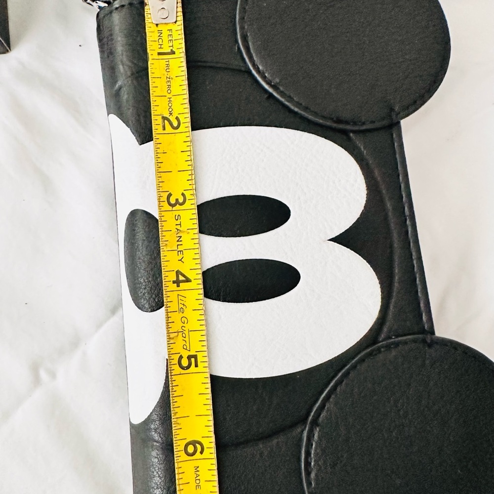 Disney wallets - Picture 2 of 4